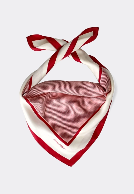 APASZKA TOMMY HILFIGER AW0AW17629C